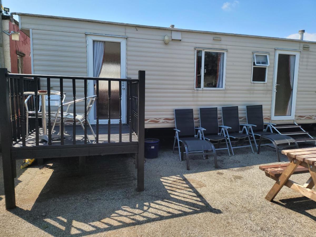 Frühstückspension The Jackdaw Pub Self Catering Static Caravan Free Breakfast Supplied
