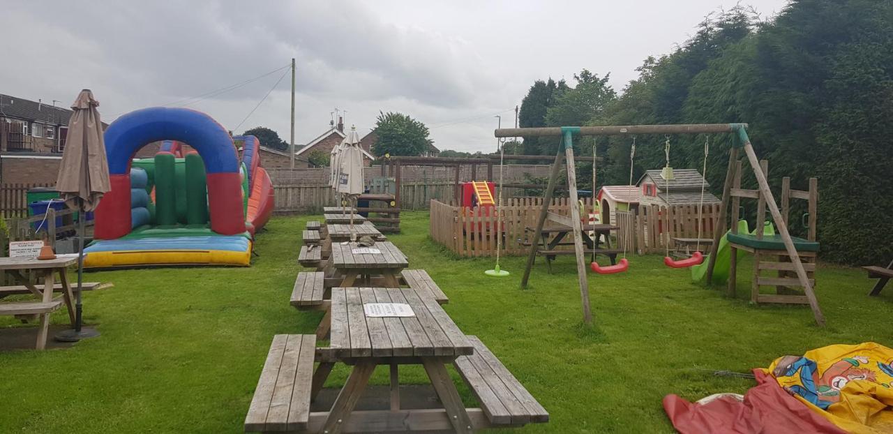 The Jackdaw Pub Self Catering Static Caravan Free Breakfast Supplied Tadcaster