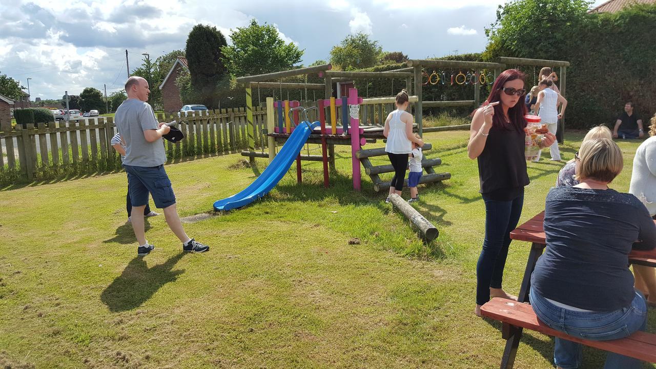 Frühstückspension The Jackdaw Pub Self Catering Static Caravan Free Breakfast Supplied