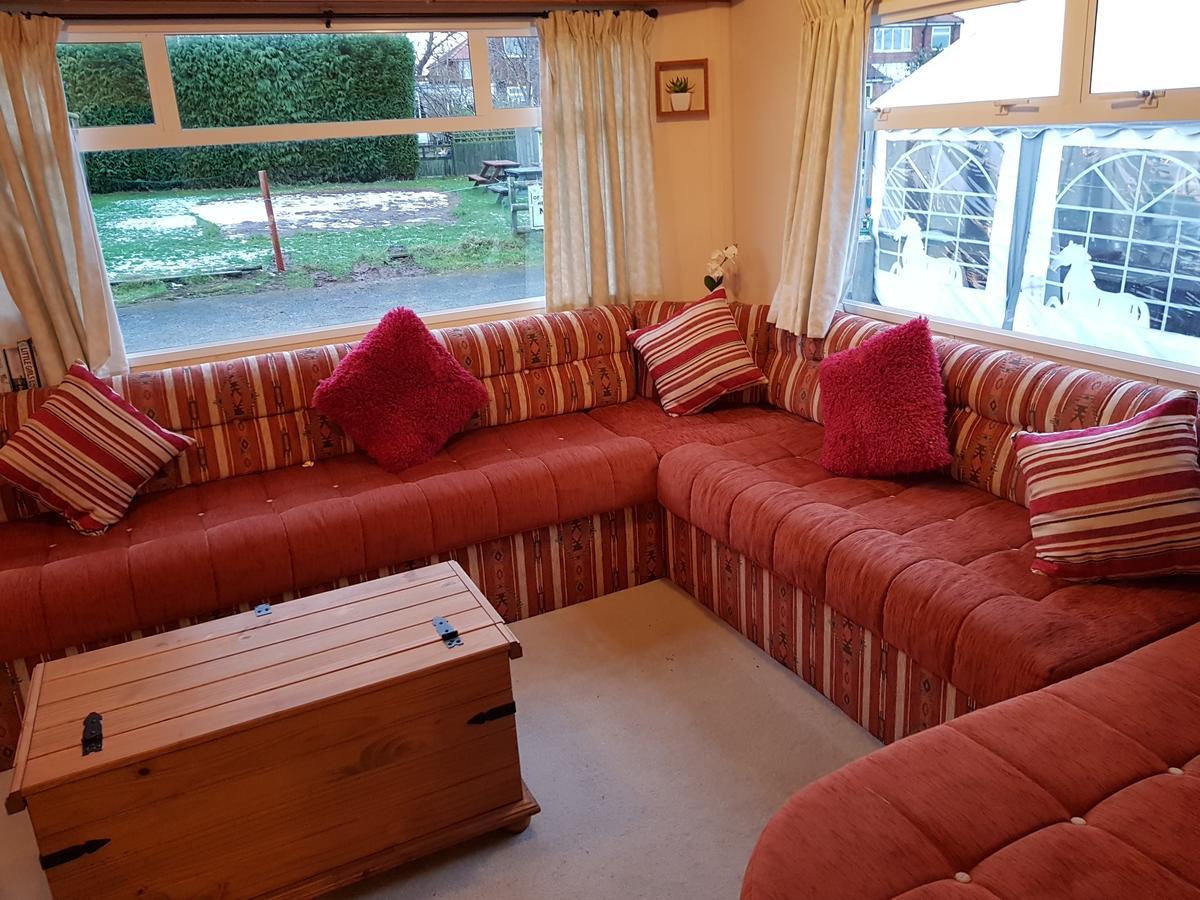 The Jackdaw Pub Self Catering Static Caravan Free Breakfast Supplied Frühstückspension *
