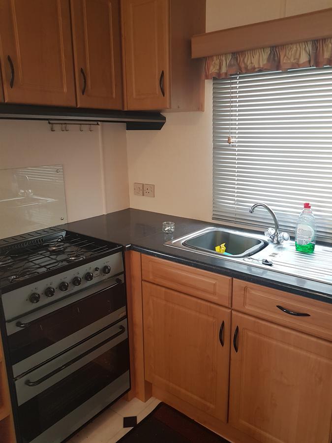 Bed & Breakfast The Jackdaw Pub Self Catering Static Caravan Free Breakfast Supplied