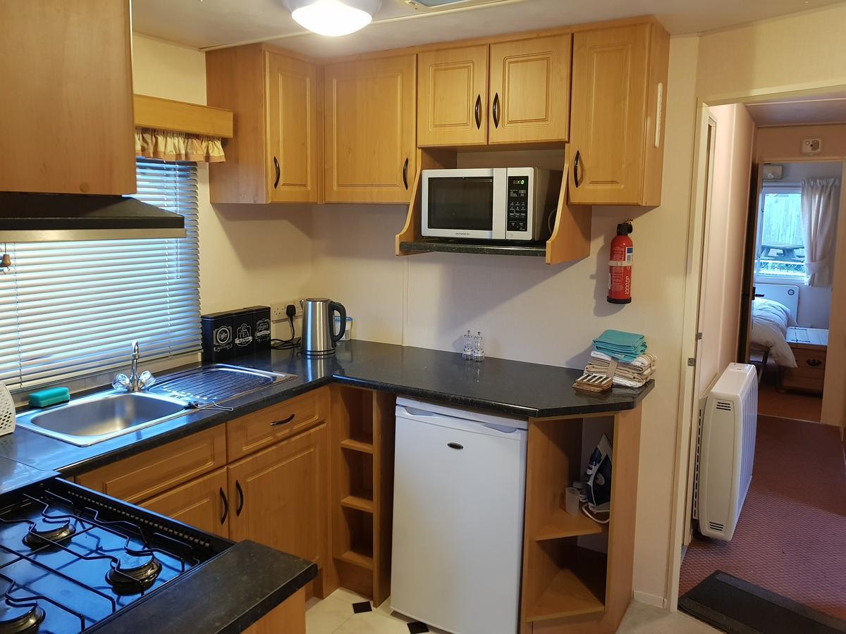 The Jackdaw Pub Self Catering Static Caravan Free Breakfast Supplied * Tadcaster